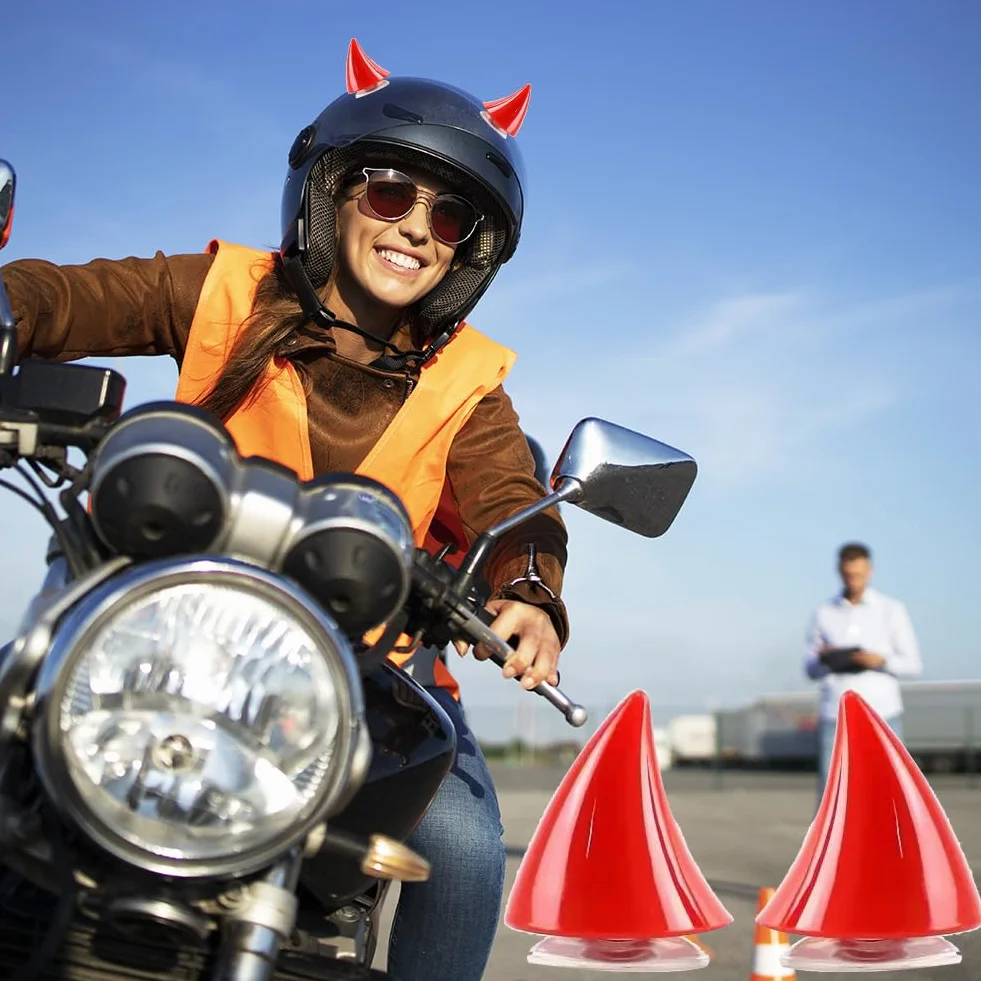 Rogi motocyklowe Devil Demon Horn dekoracja kasku 10 sztuk przyssawek gumowych z 2 foliami przeciwdeszczowymi